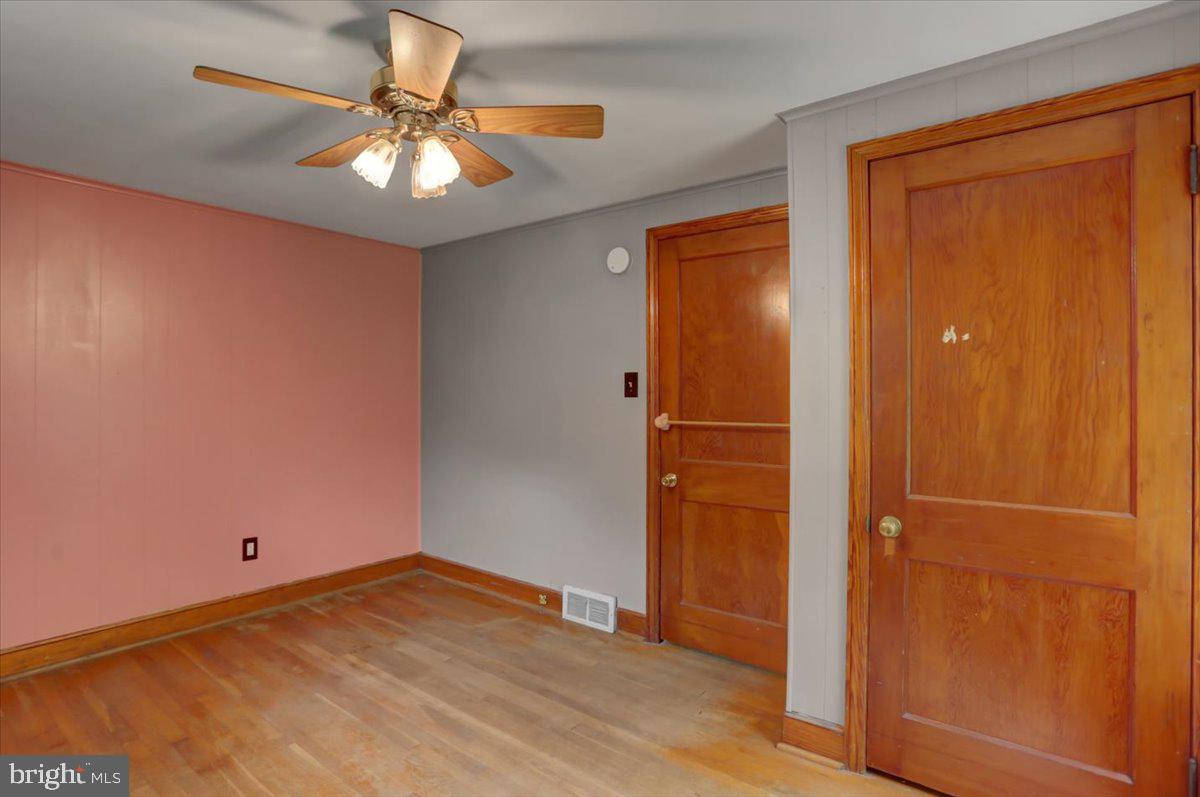 WILLIAMSPORT - Residential