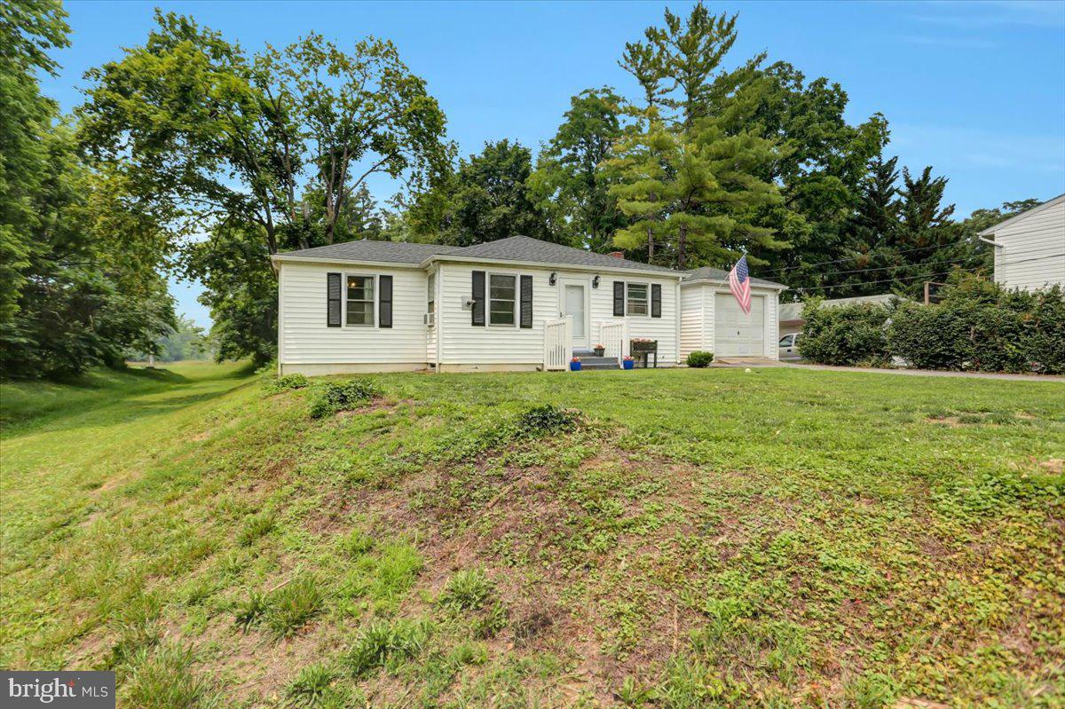 WILLIAMSPORT - Residential