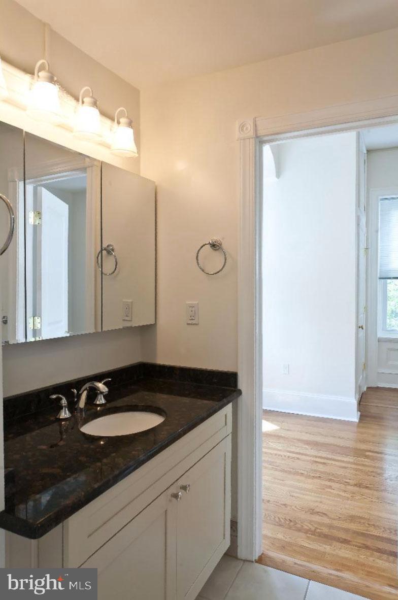 PASSYUNK SQUARE - Residential Lease