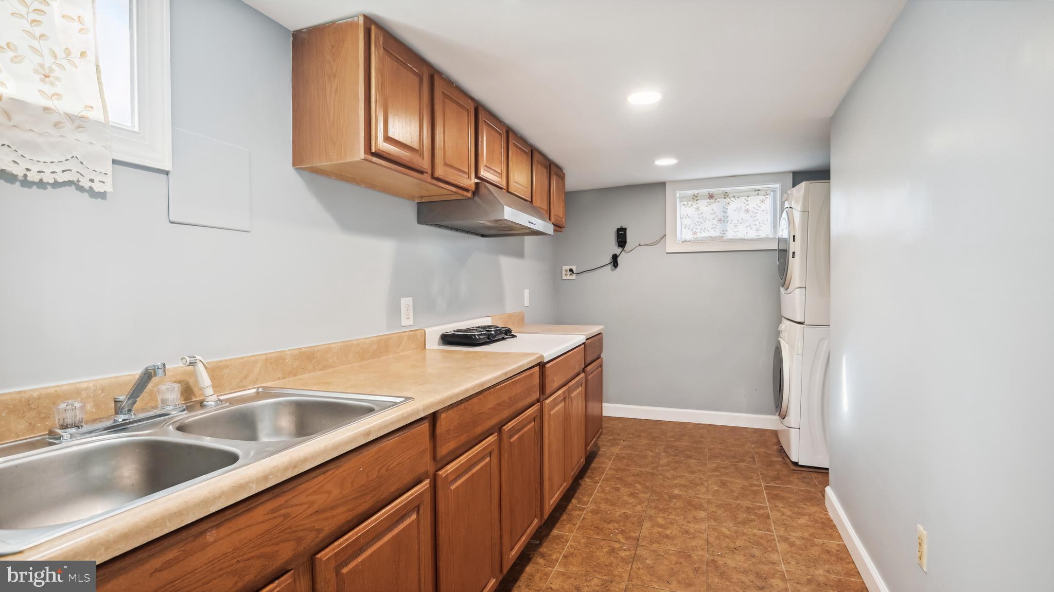 SPRINGFIELD - Residential Lease