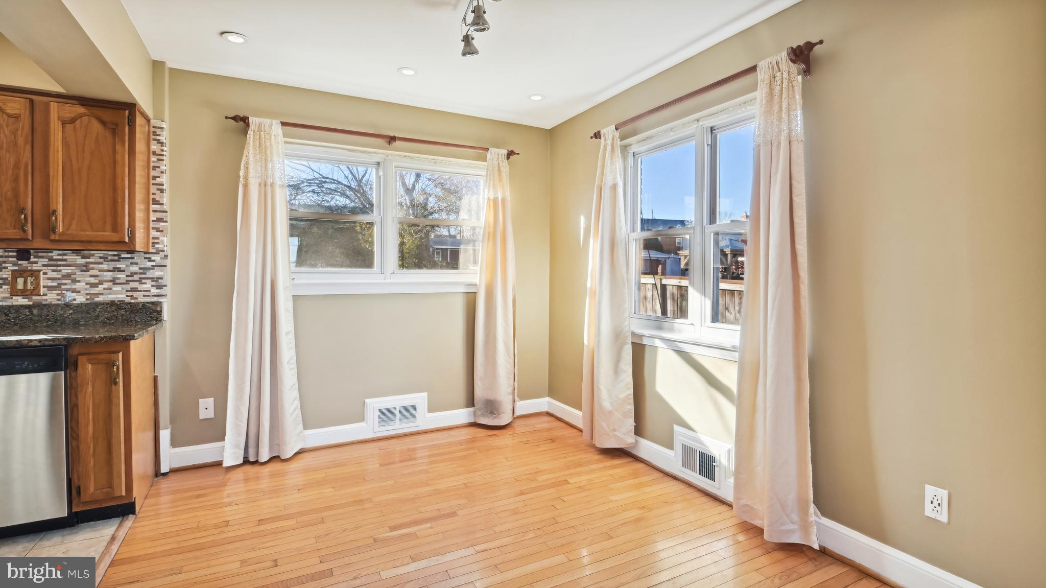 SPRINGFIELD - Residential Lease