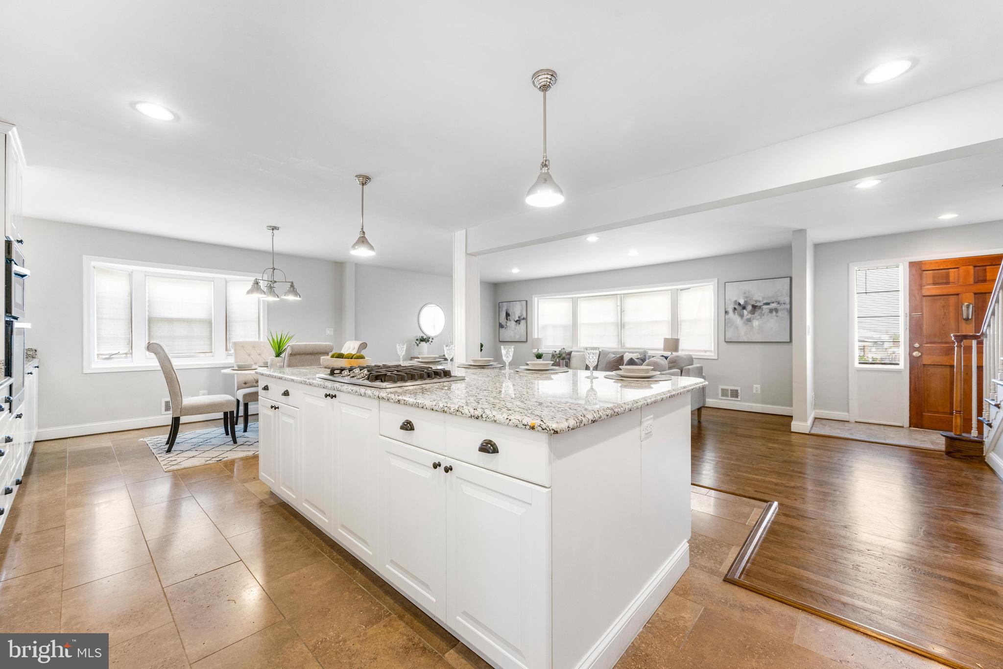 HILLSHIRE - Residential