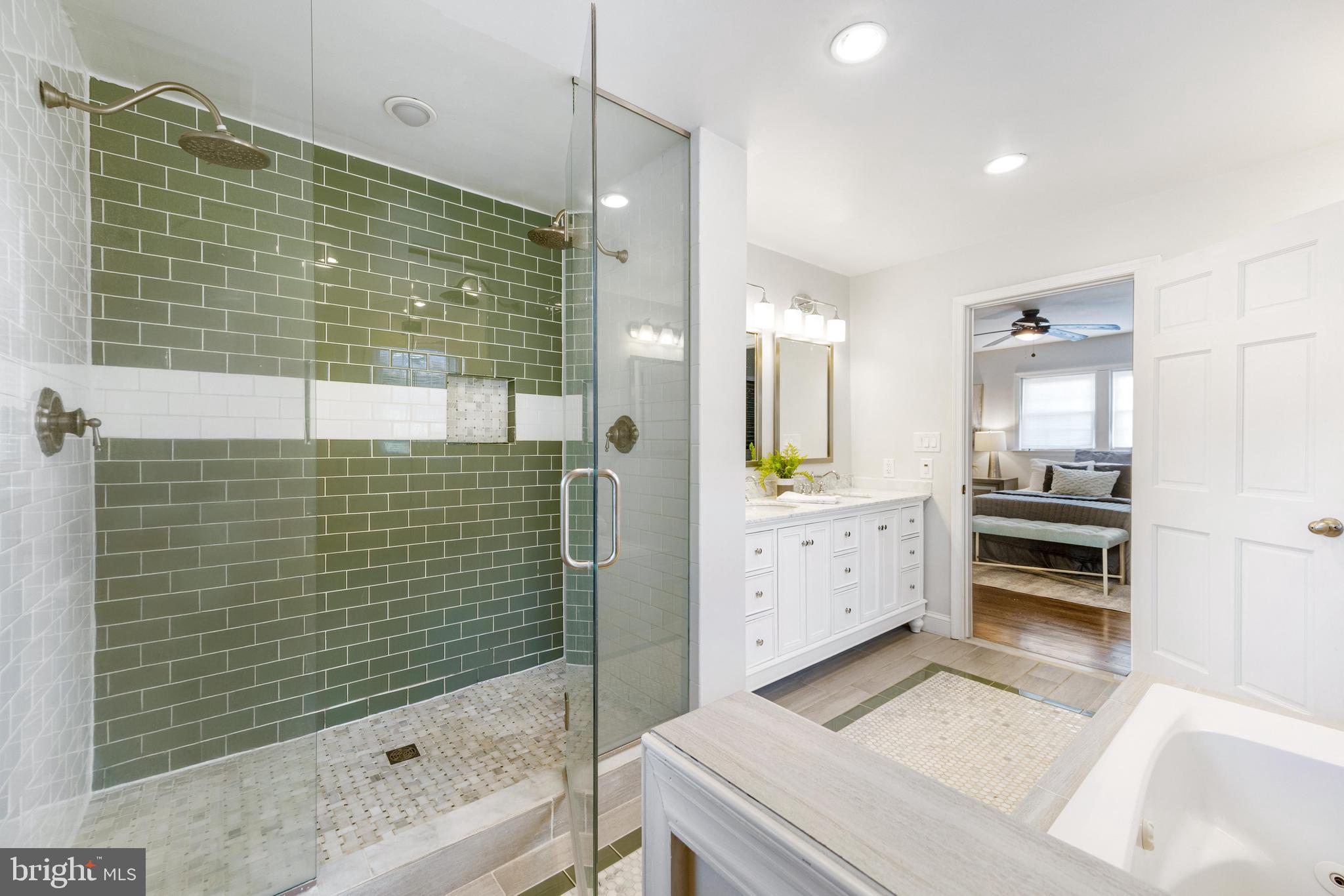 HILLSHIRE - Residential