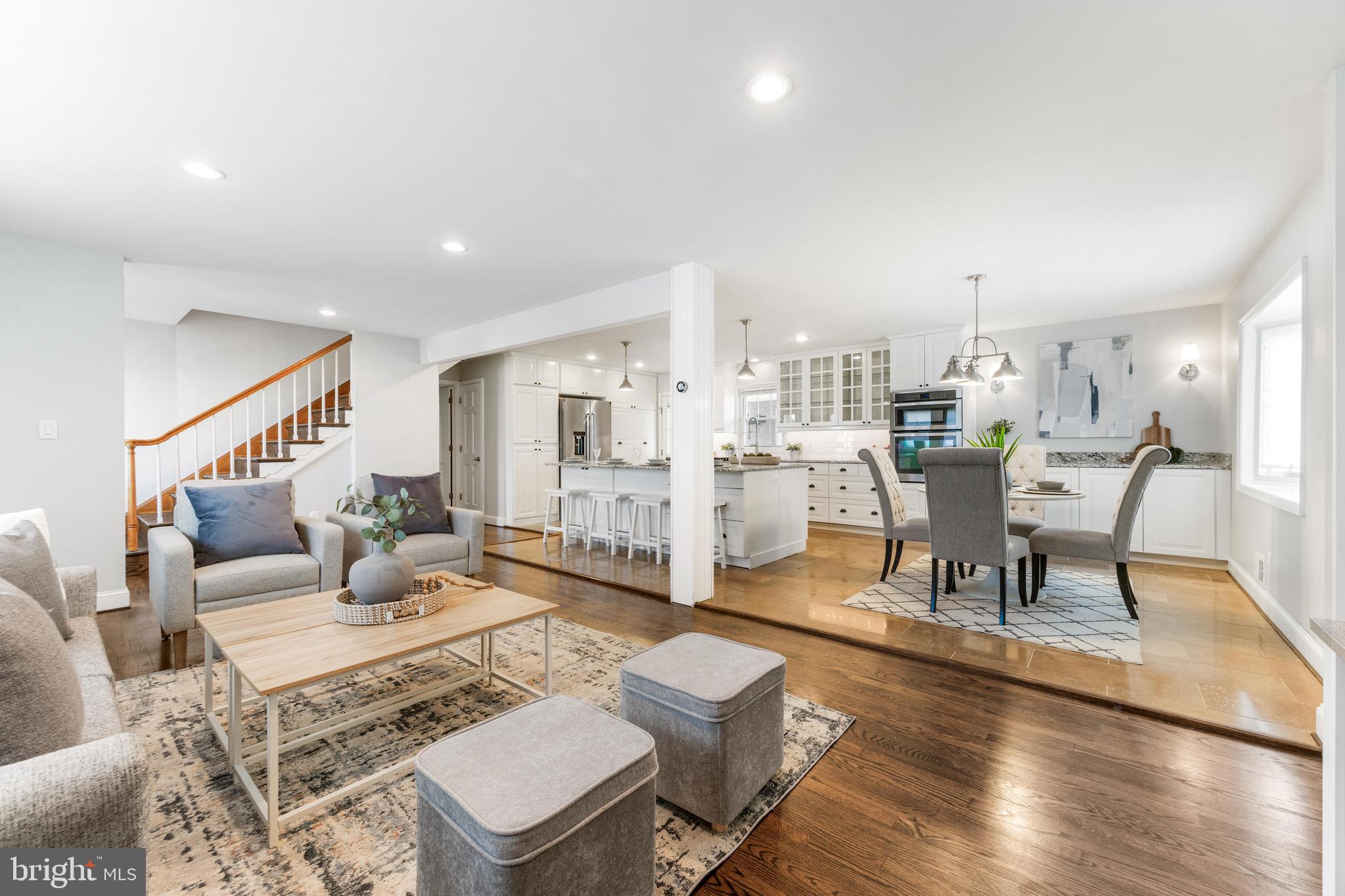 HILLSHIRE - Residential