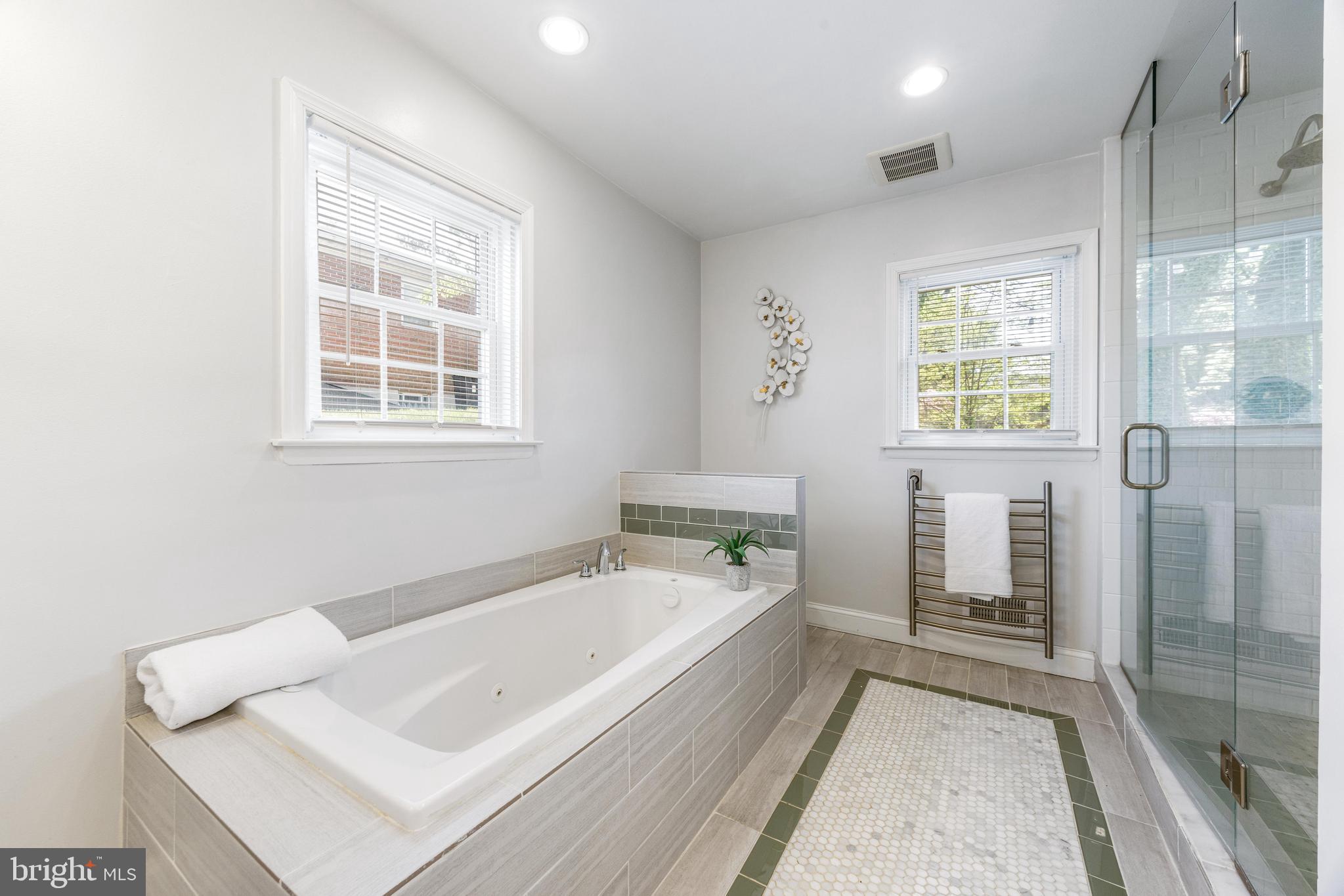 HILLSHIRE - Residential