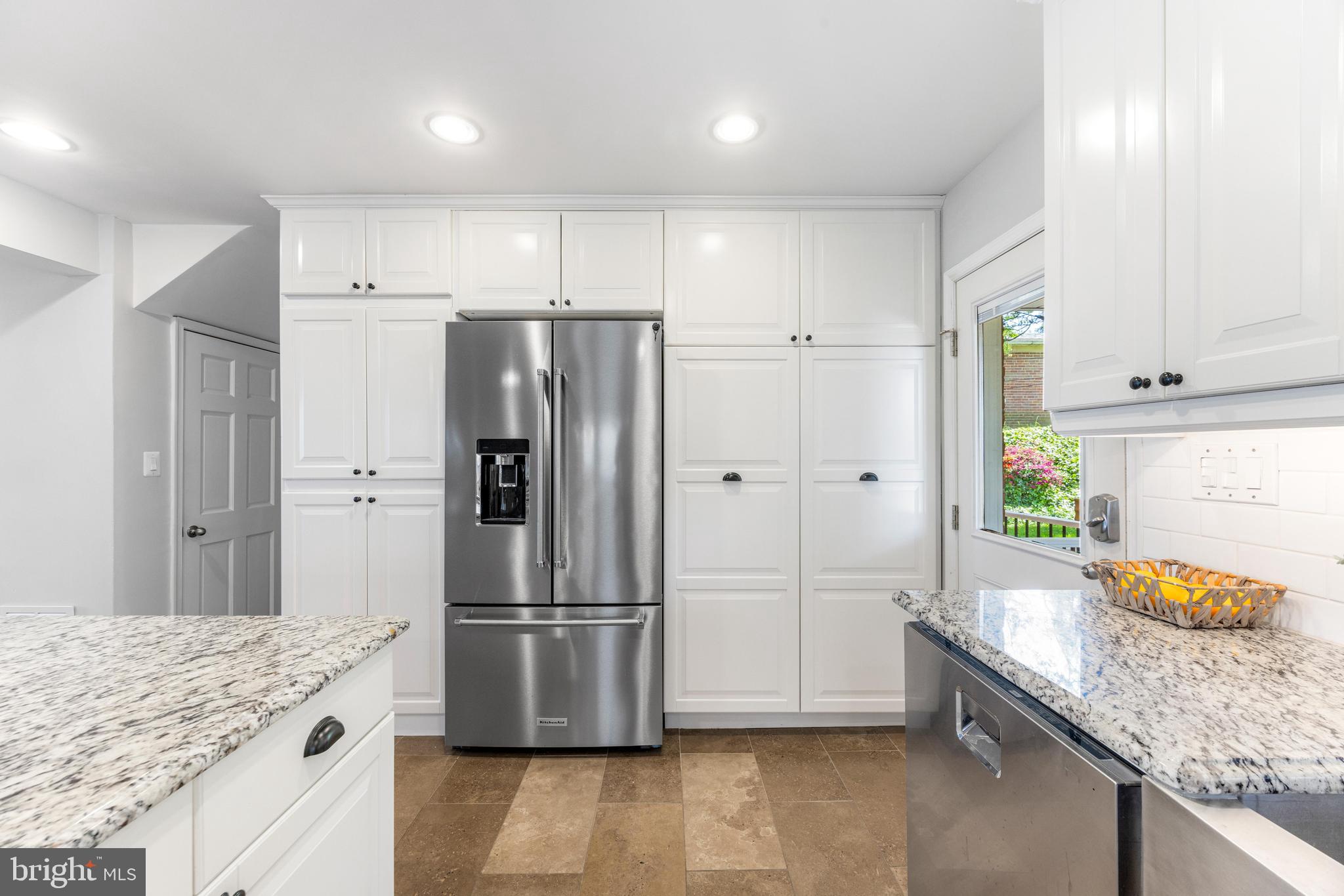 HILLSHIRE - Residential