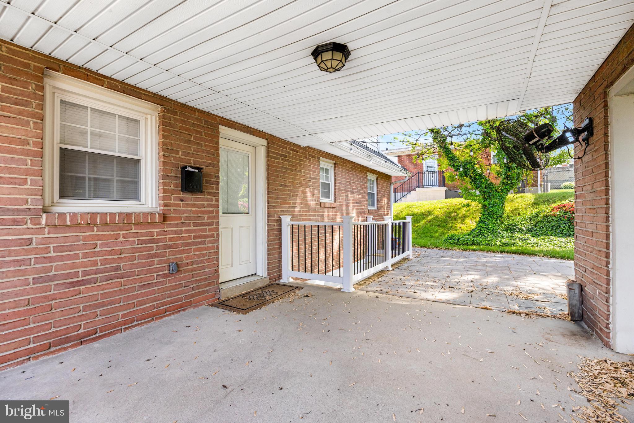 HILLSHIRE - Residential