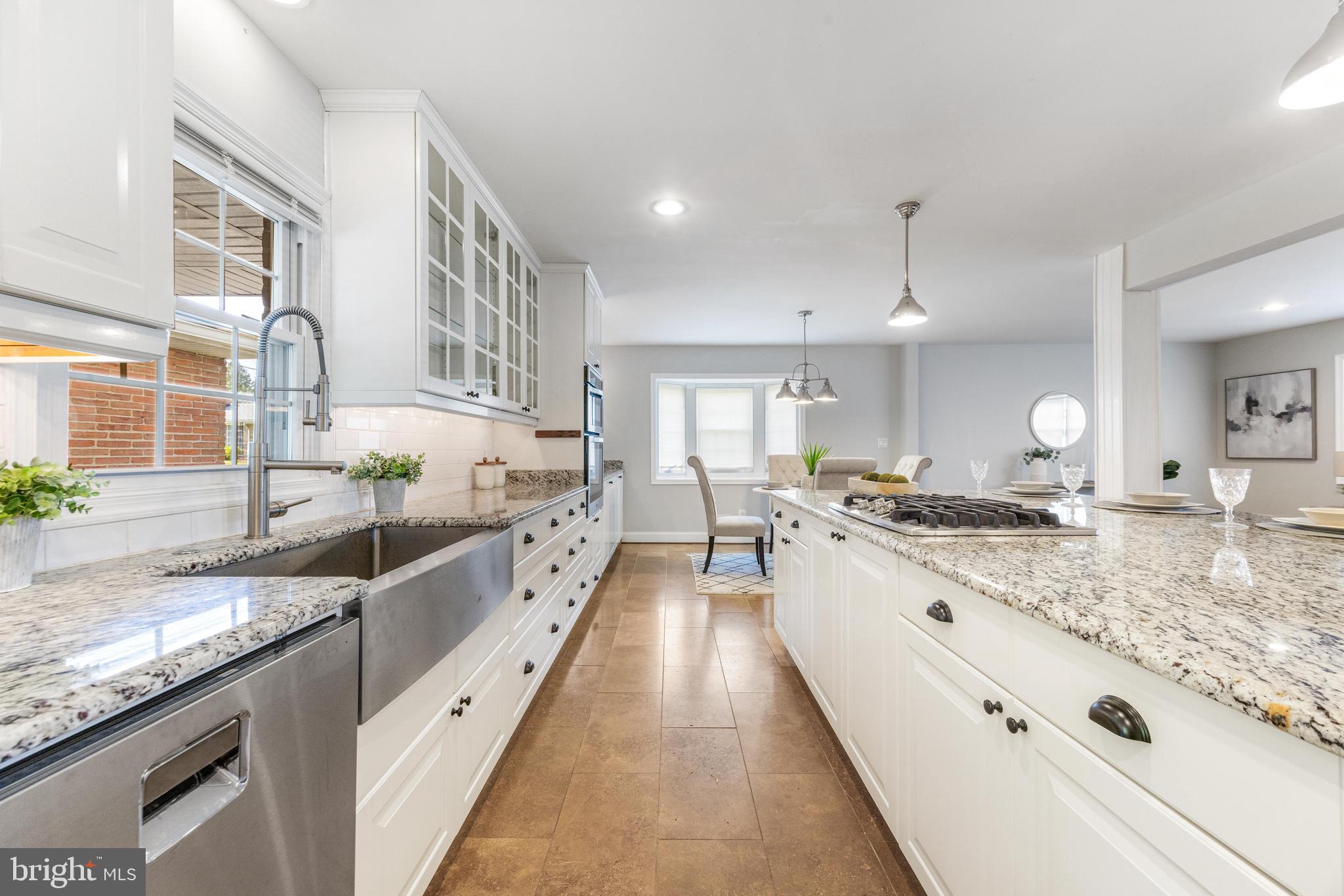 HILLSHIRE - Residential