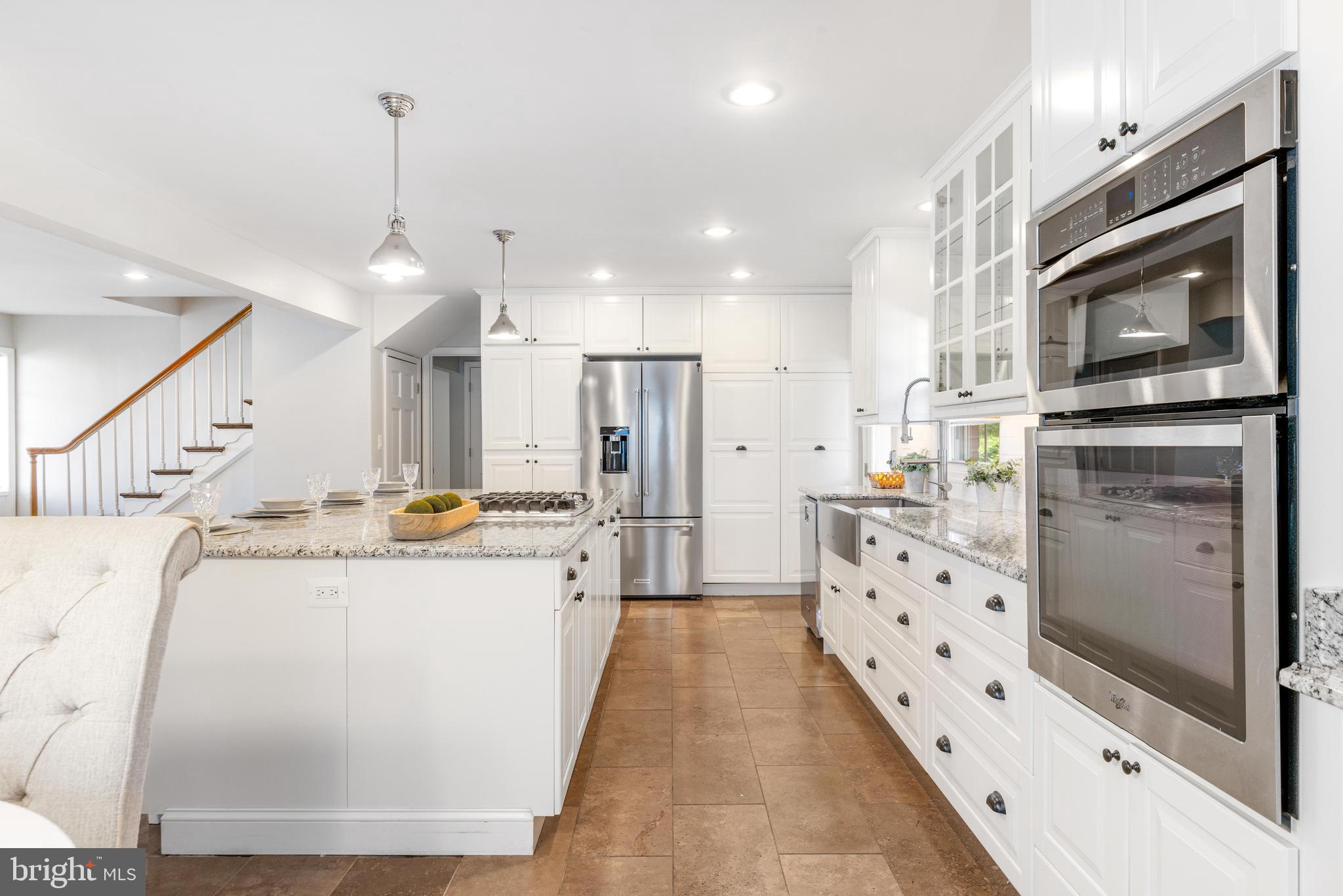 HILLSHIRE - Residential