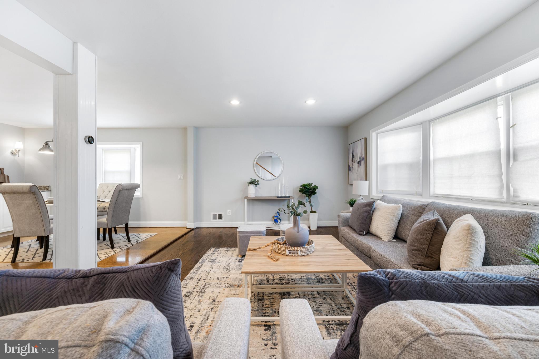 HILLSHIRE - Residential