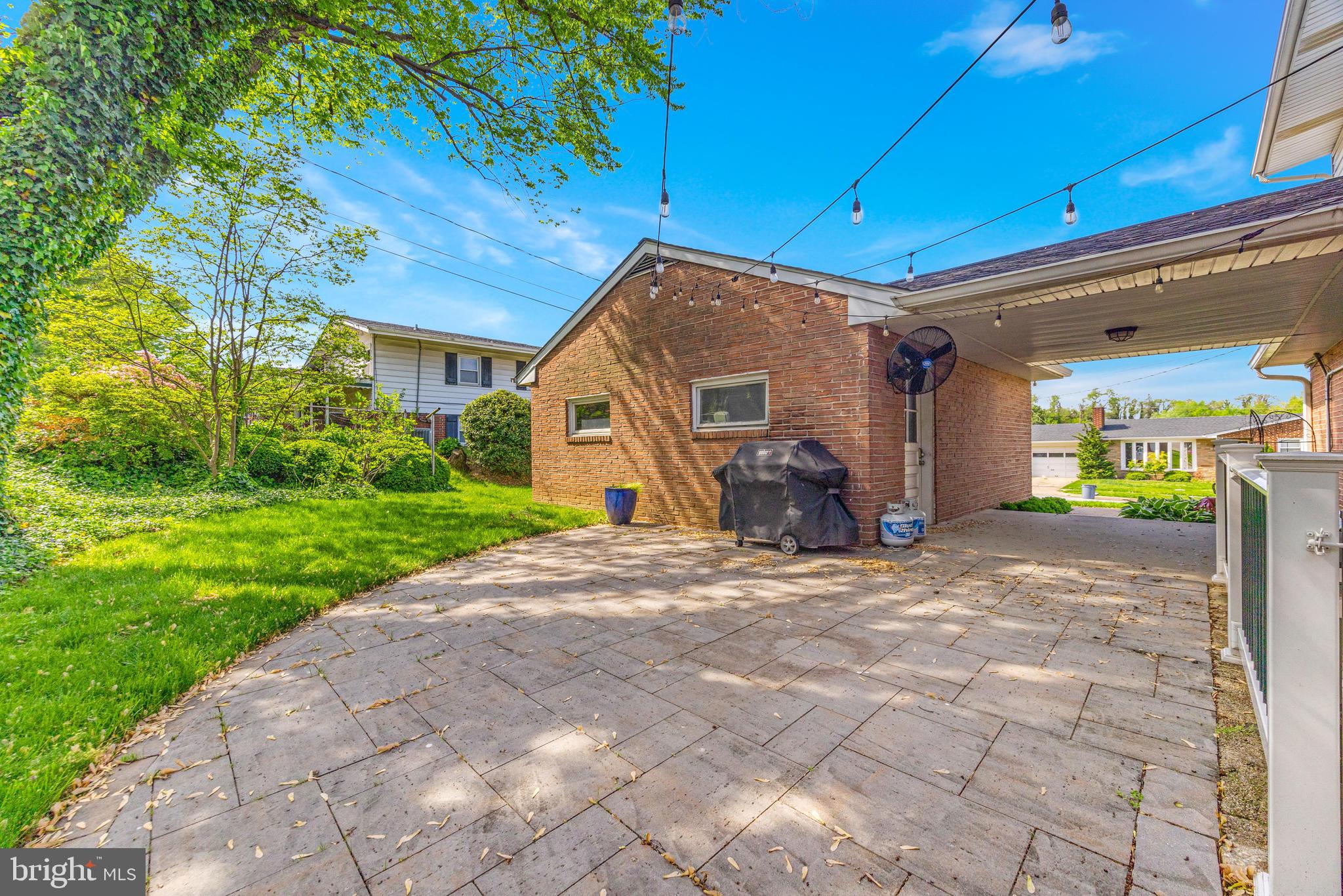 HILLSHIRE - Residential