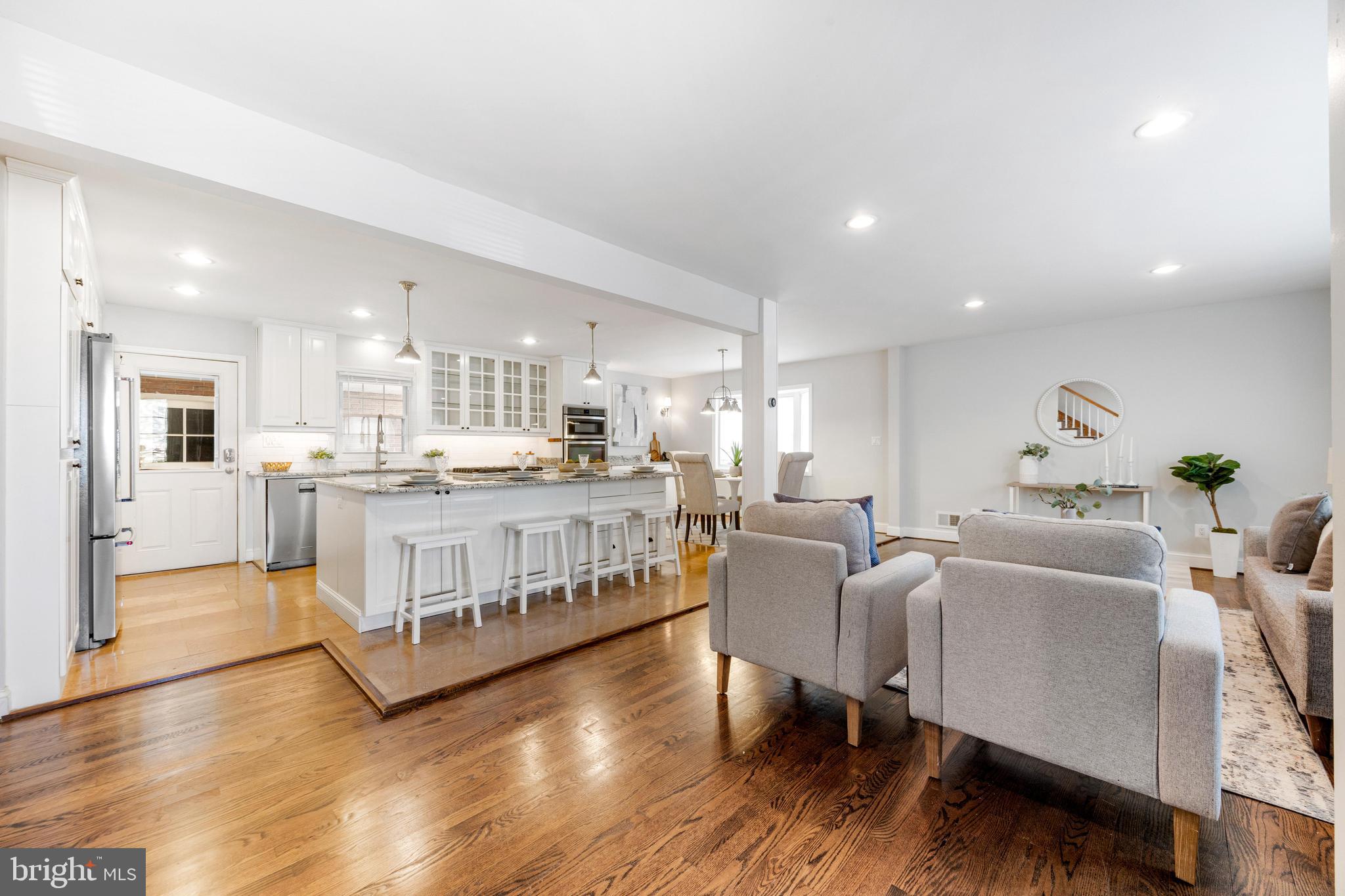 HILLSHIRE - Residential