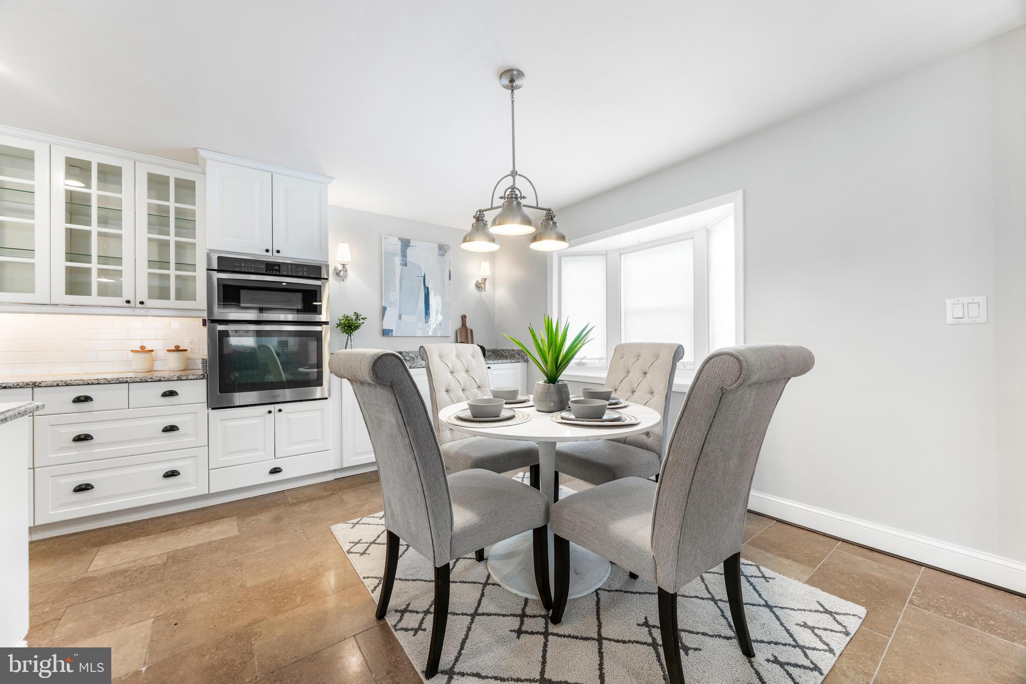 HILLSHIRE - Residential