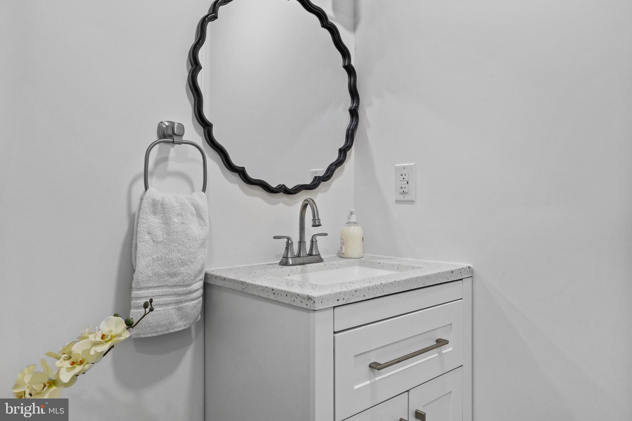 HUNTINGDON VALLEY - Residential