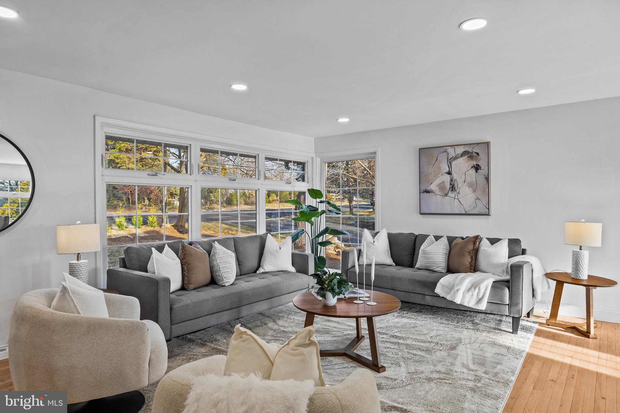 HUNTINGDON VALLEY - Residential