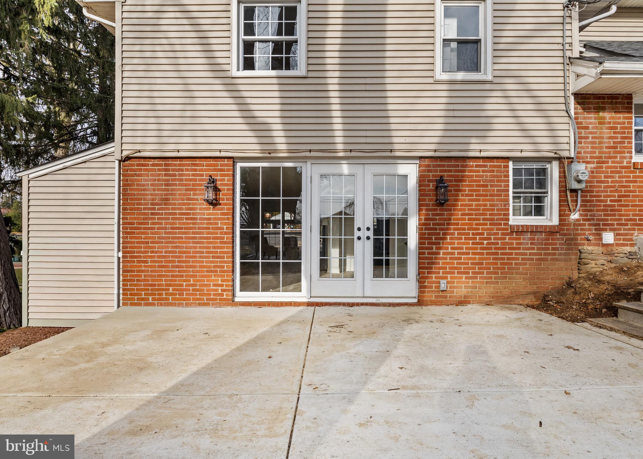 HUNTINGDON VALLEY - Residential