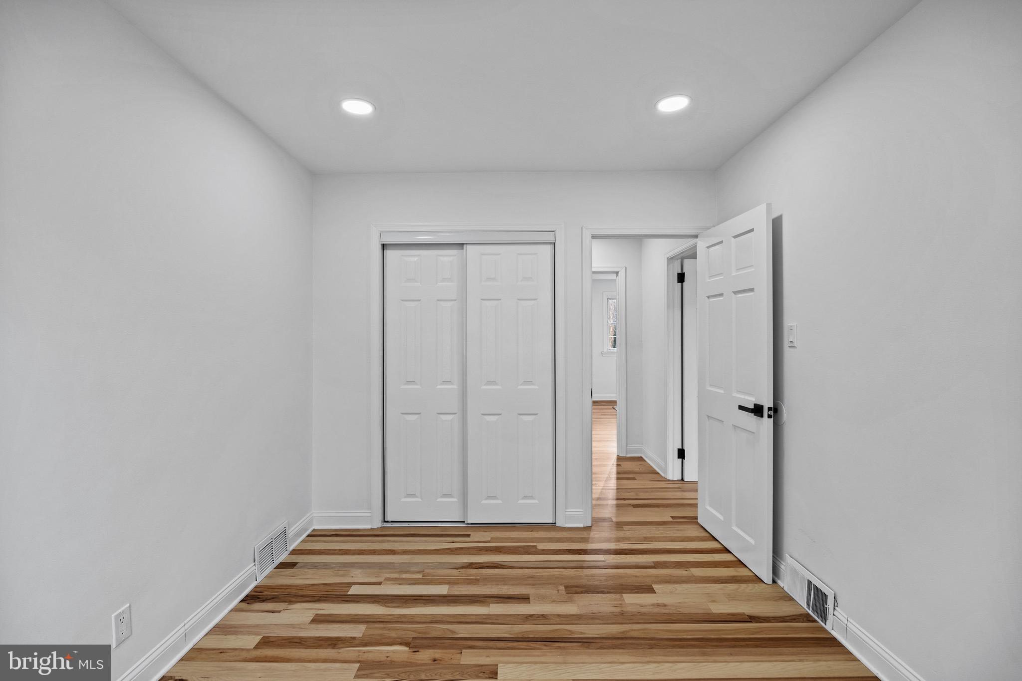 HUNTINGDON VALLEY - Residential