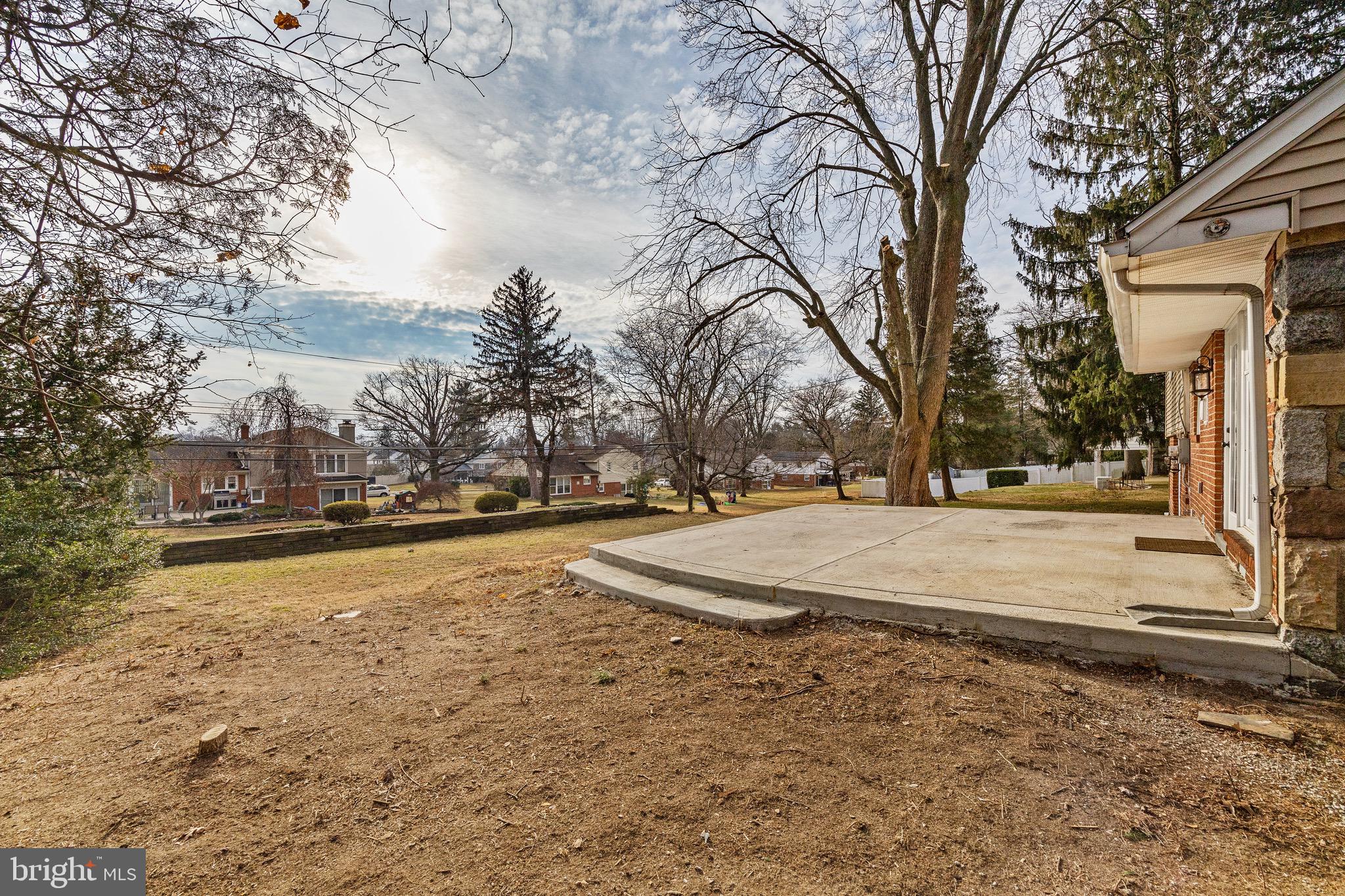 HUNTINGDON VALLEY - Residential