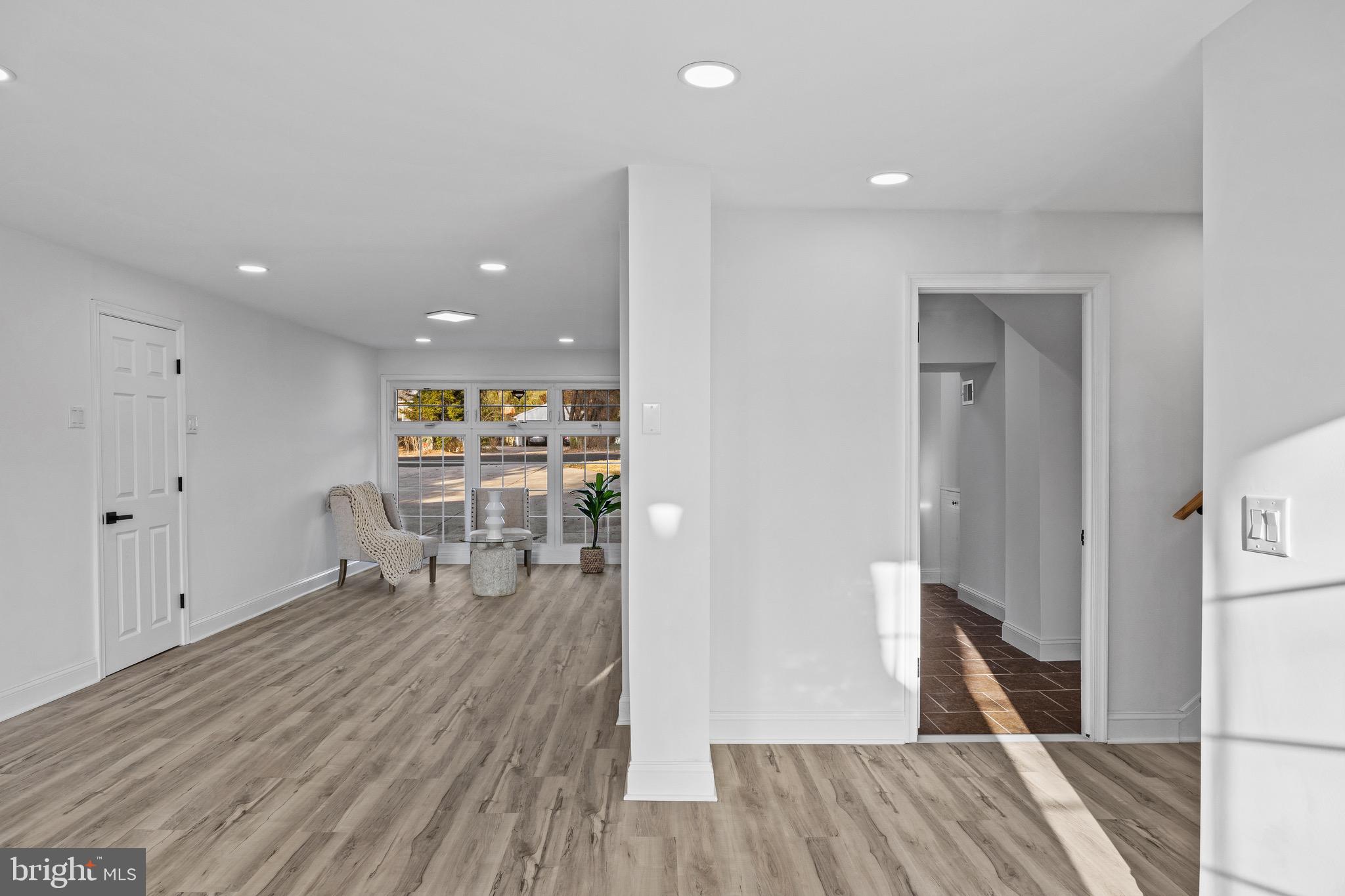 HUNTINGDON VALLEY - Residential