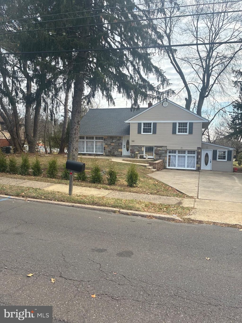 Photo of 1221 Huntingdon Pike, HUNTINGDON VALLEY, PA 19006 (MLS # PAMC2163068)