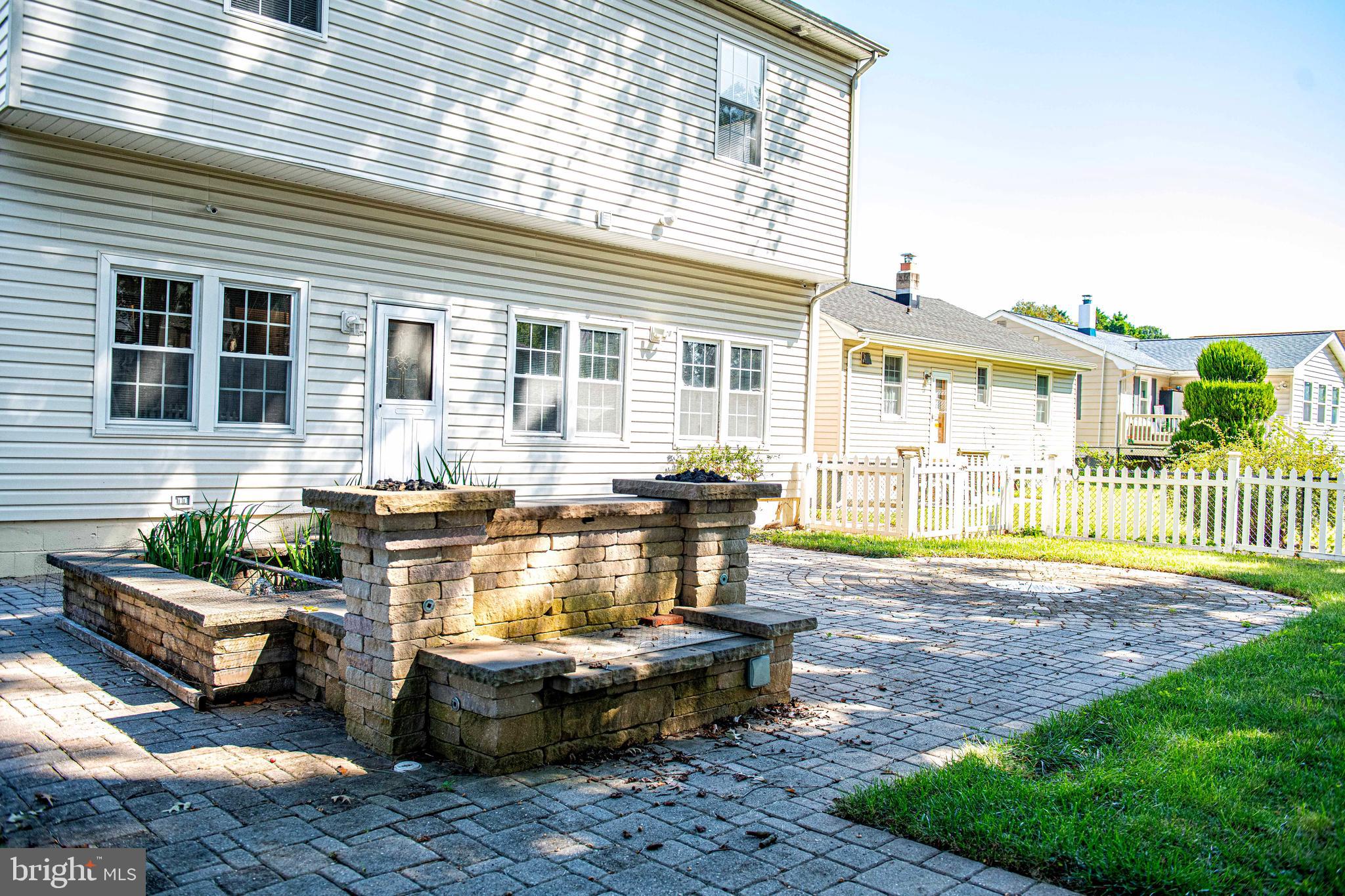 GARLAND - Residential