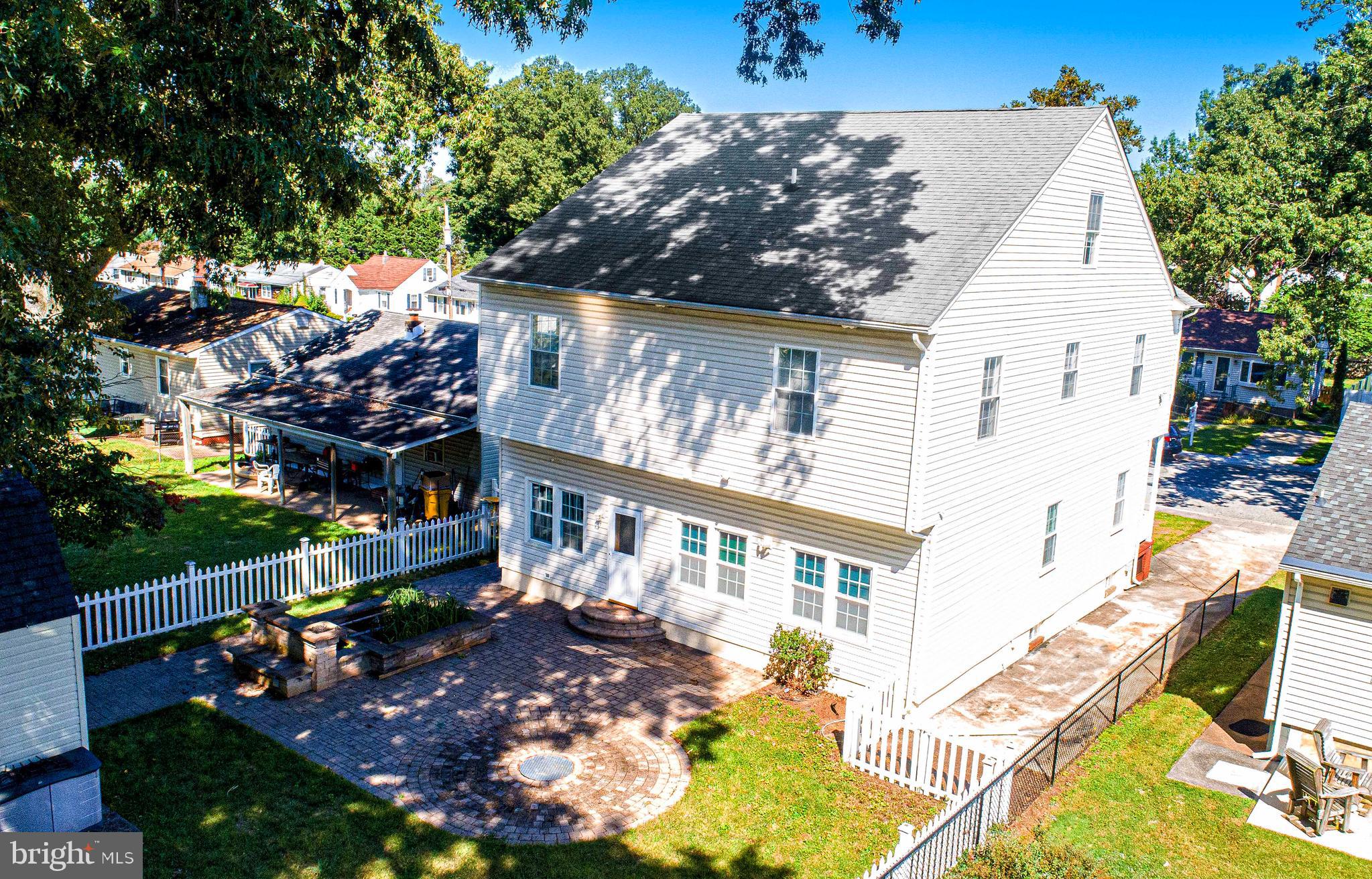 GARLAND - Residential