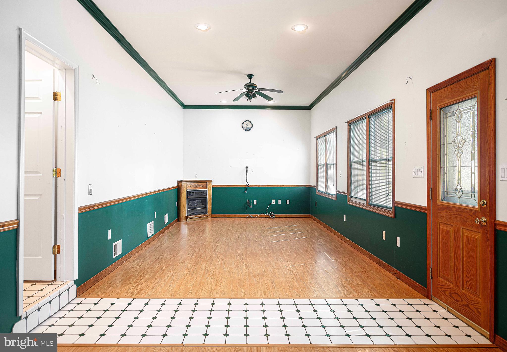 GARLAND - Residential