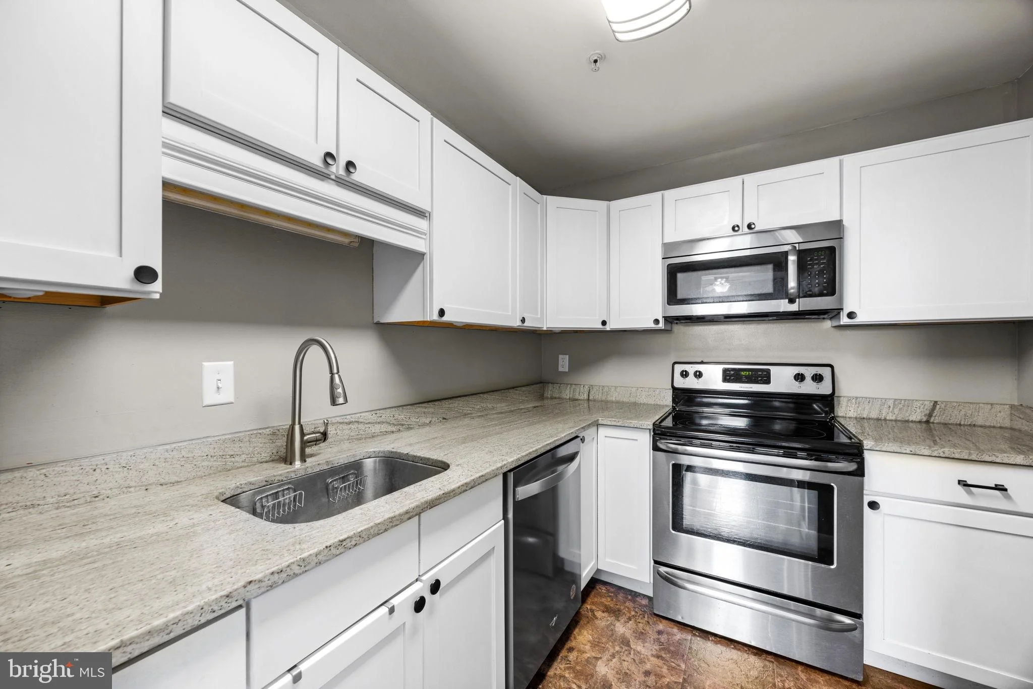 9 Warren Lodge Court Unit 1-A