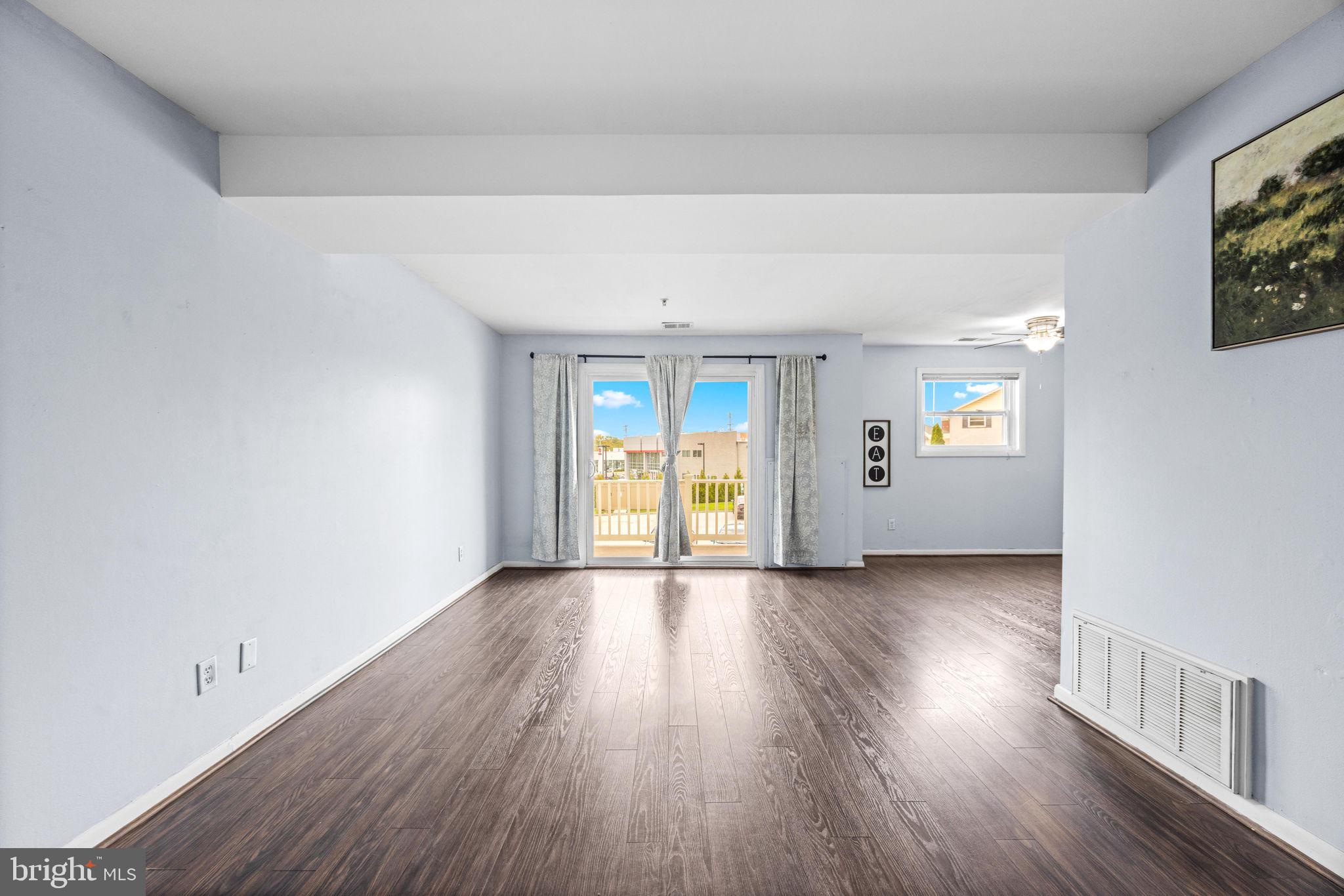9 WARREN LODGE COURT 1-A