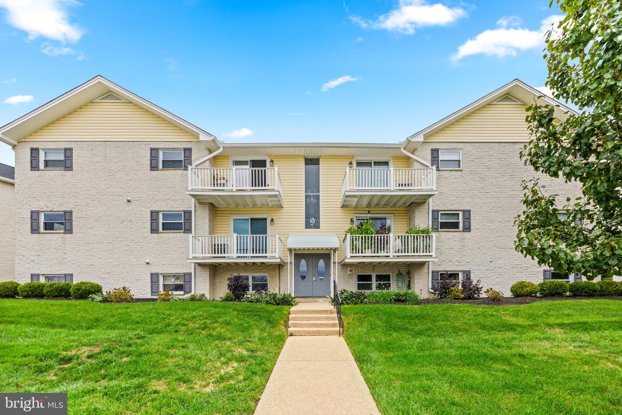 9 WARREN LODGE COURT 1-A
