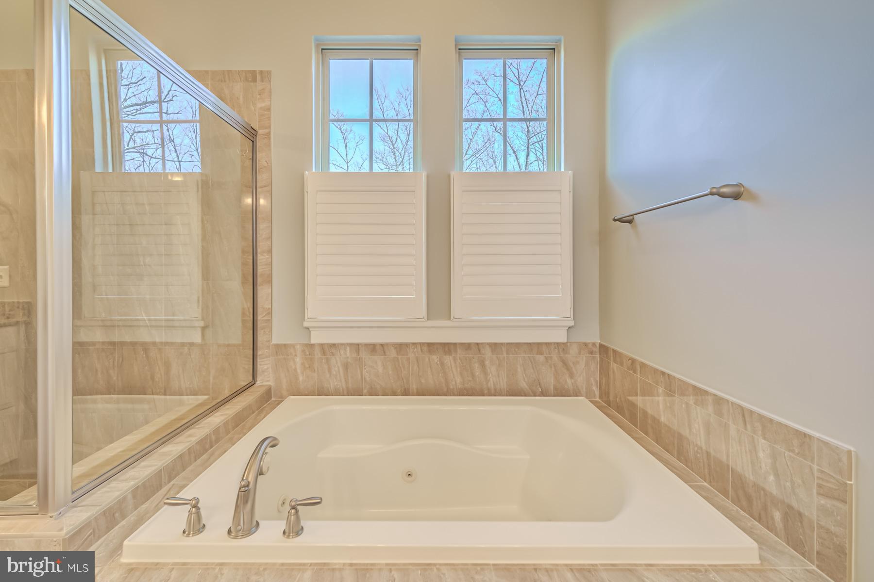 POTOMAC SHORES - Residential