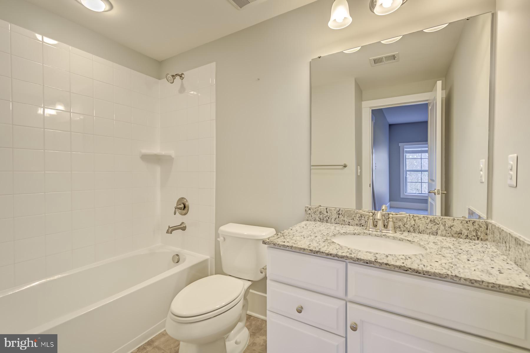 POTOMAC SHORES - Residential