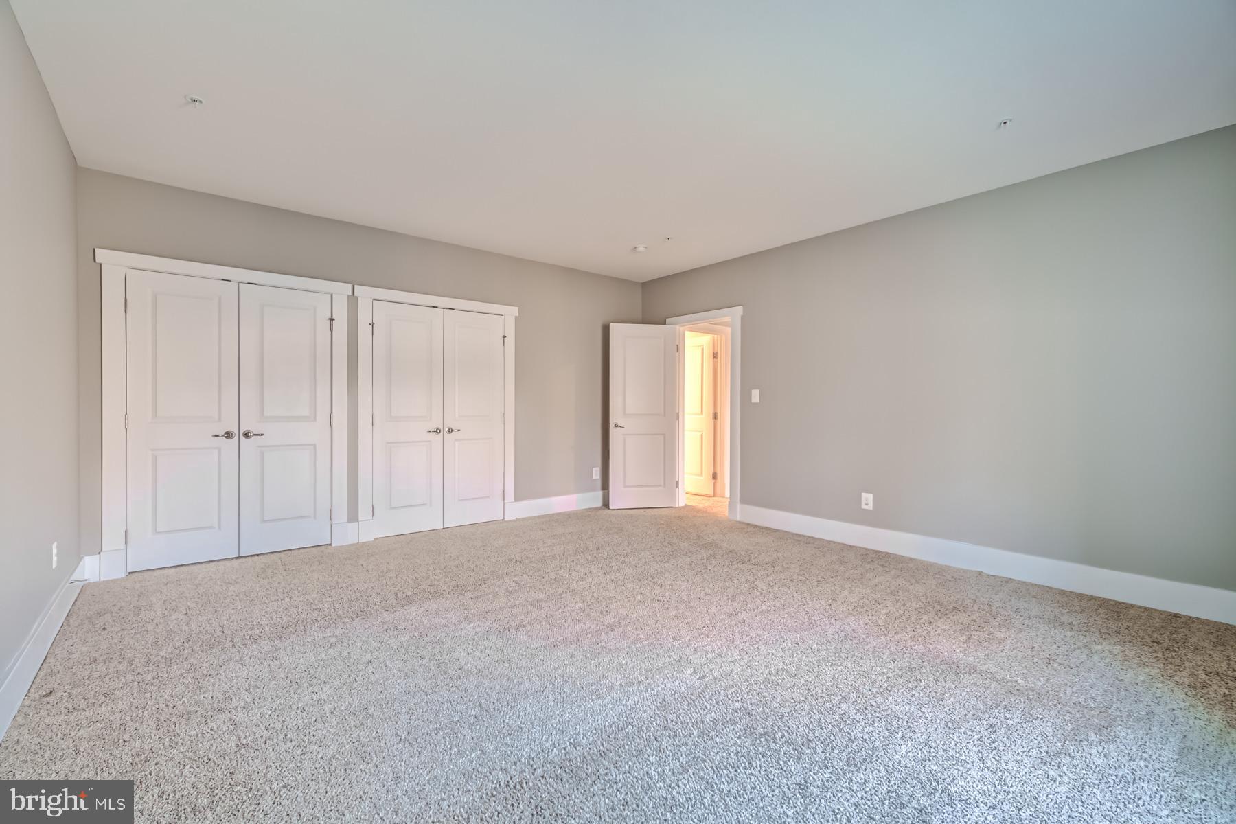 POTOMAC SHORES - Residential