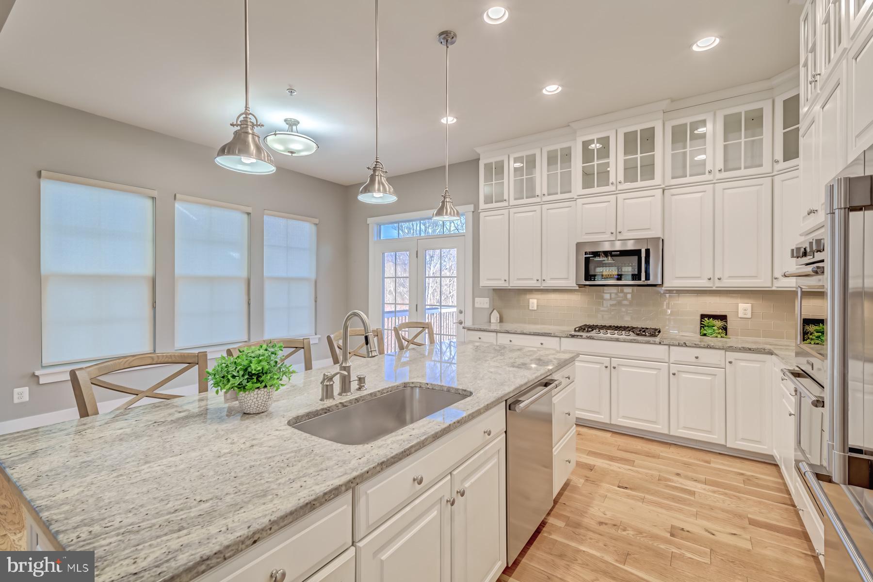 POTOMAC SHORES - Residential