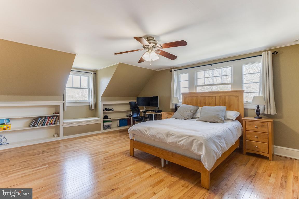 MOUNT WASHINGTON - Residential