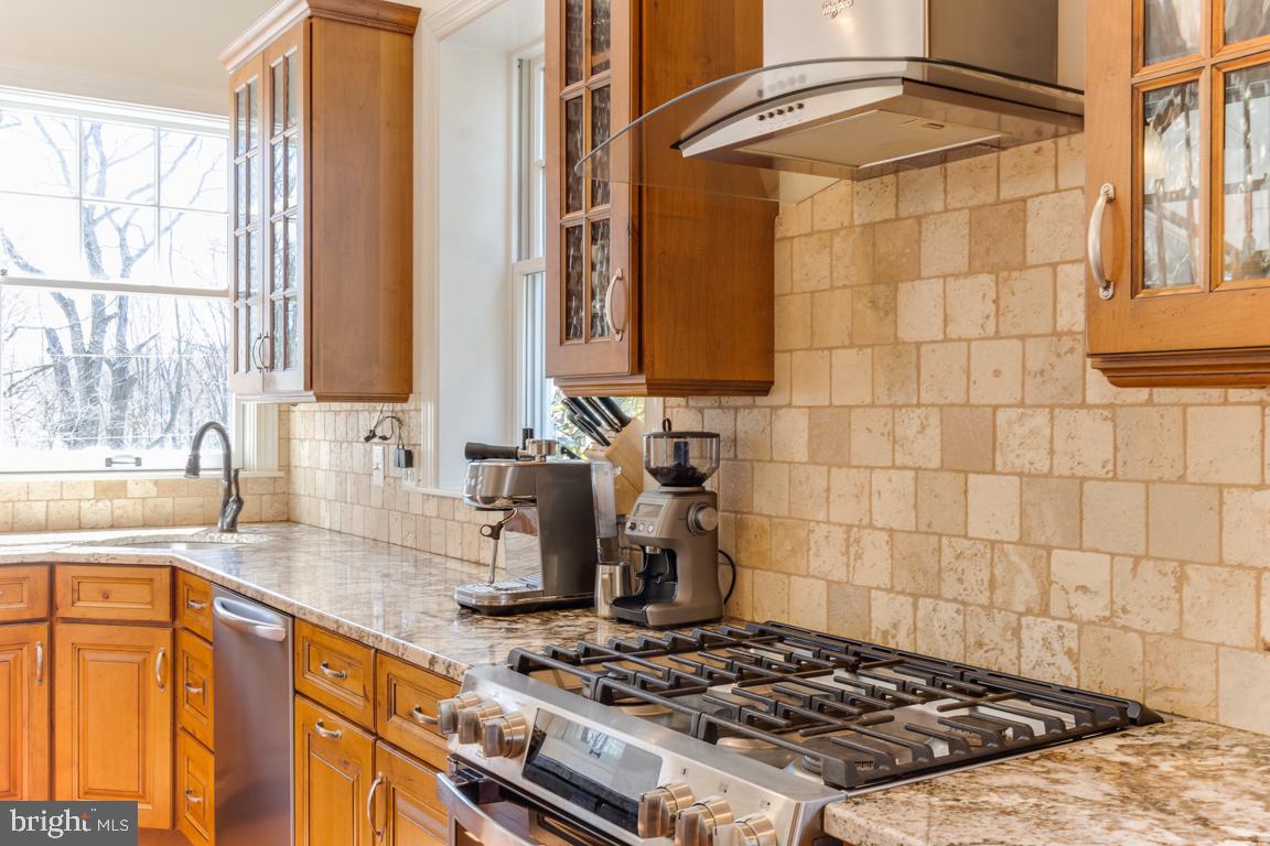 MOUNT WASHINGTON - Residential