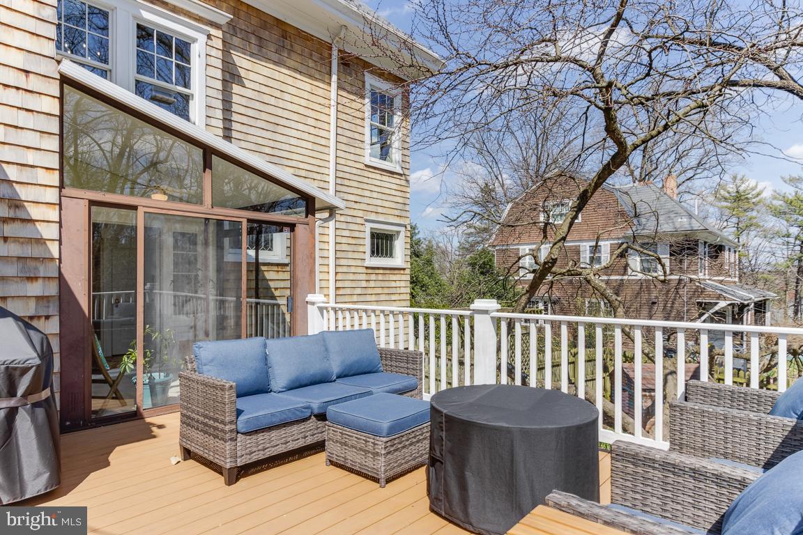 MOUNT WASHINGTON - Residential