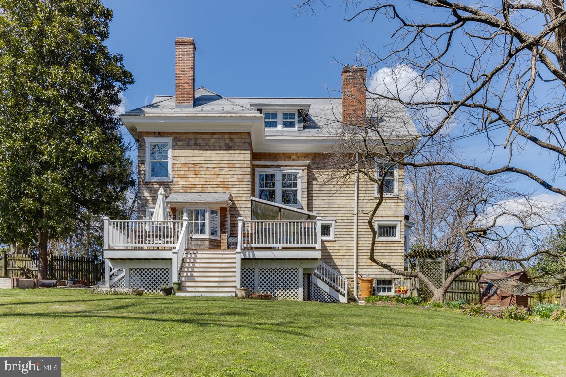 MOUNT WASHINGTON - Residential