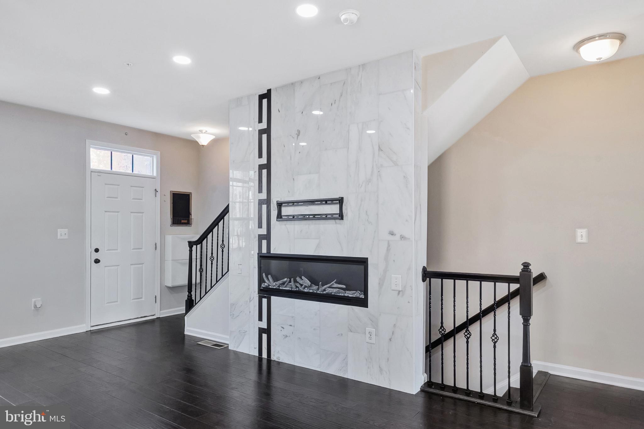 1111 TRENTON PLACE SE