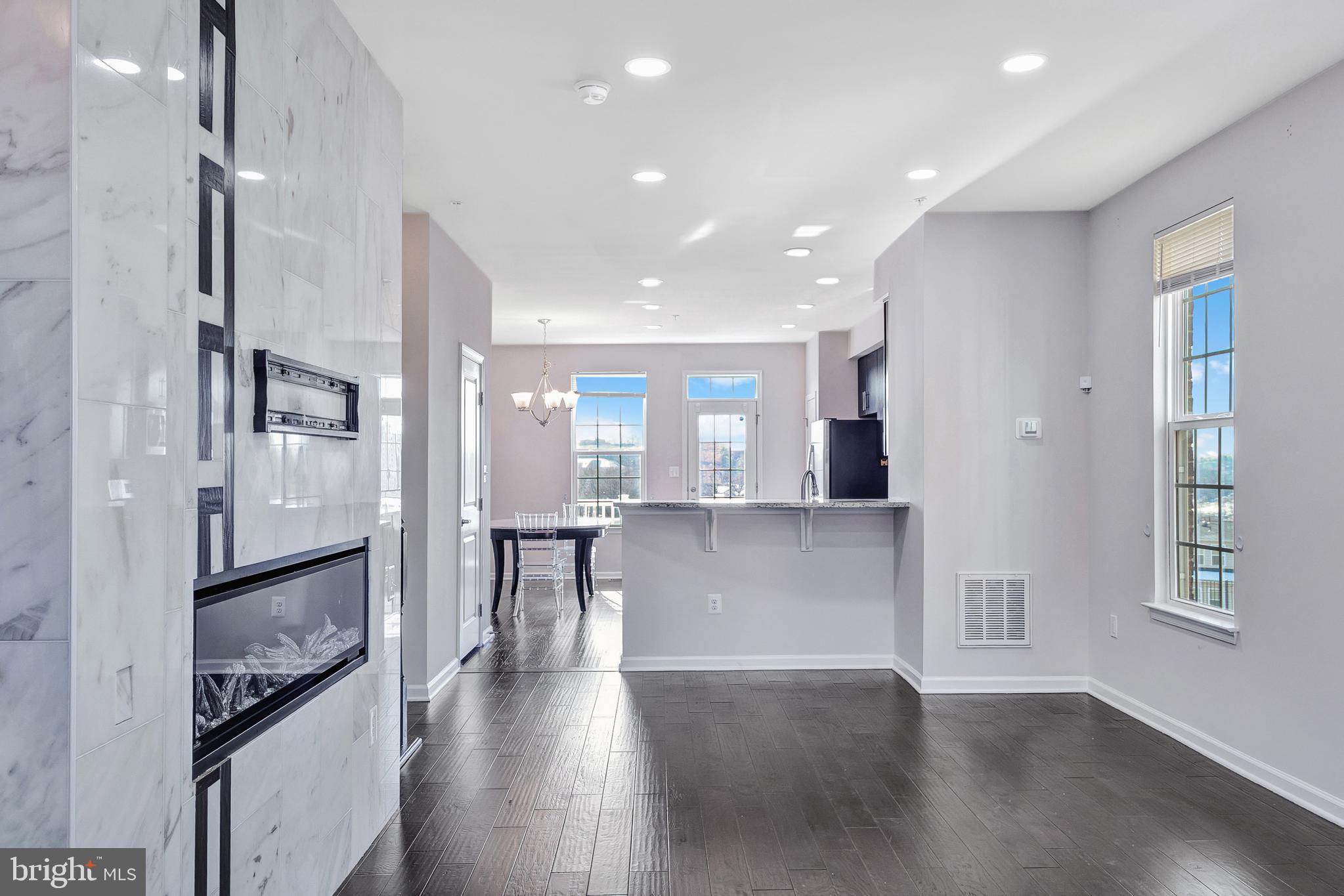 1111 TRENTON PLACE SE