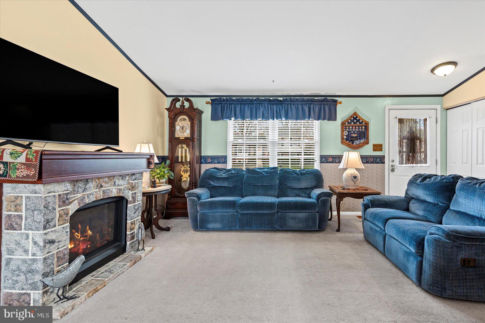 NORTH GATE HALL - Residential