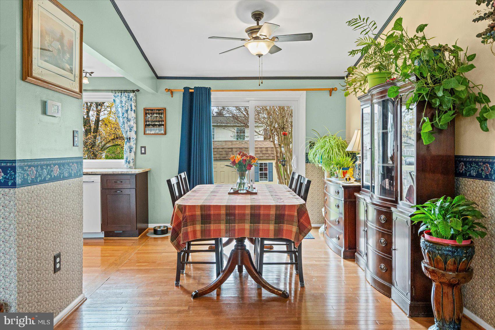 NORTH GATE HALL - Residential