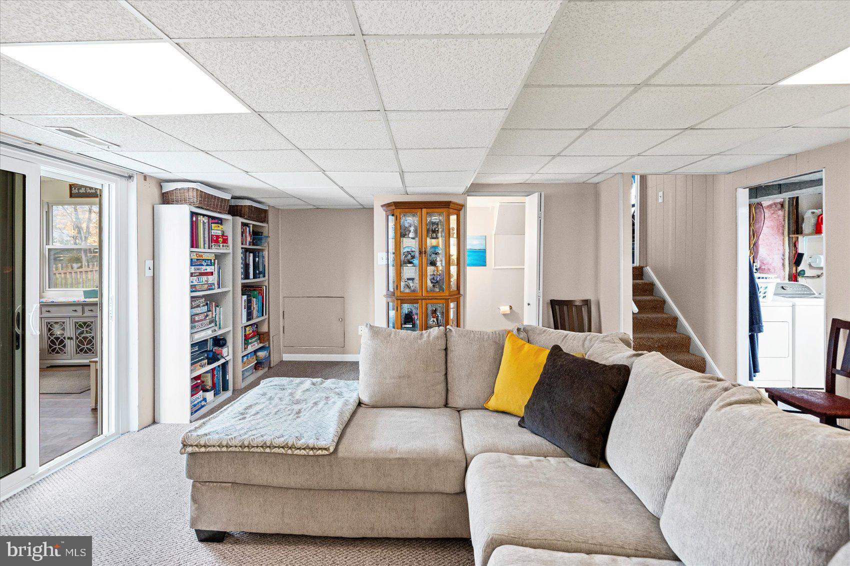 NORTH GATE HALL - Residential