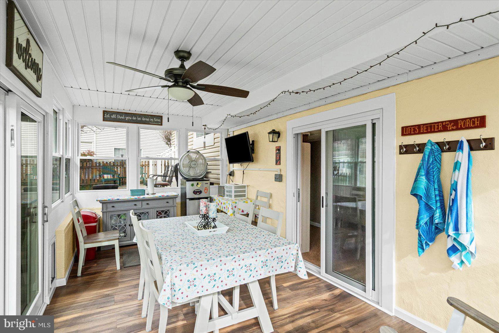 NORTH GATE HALL - Residential