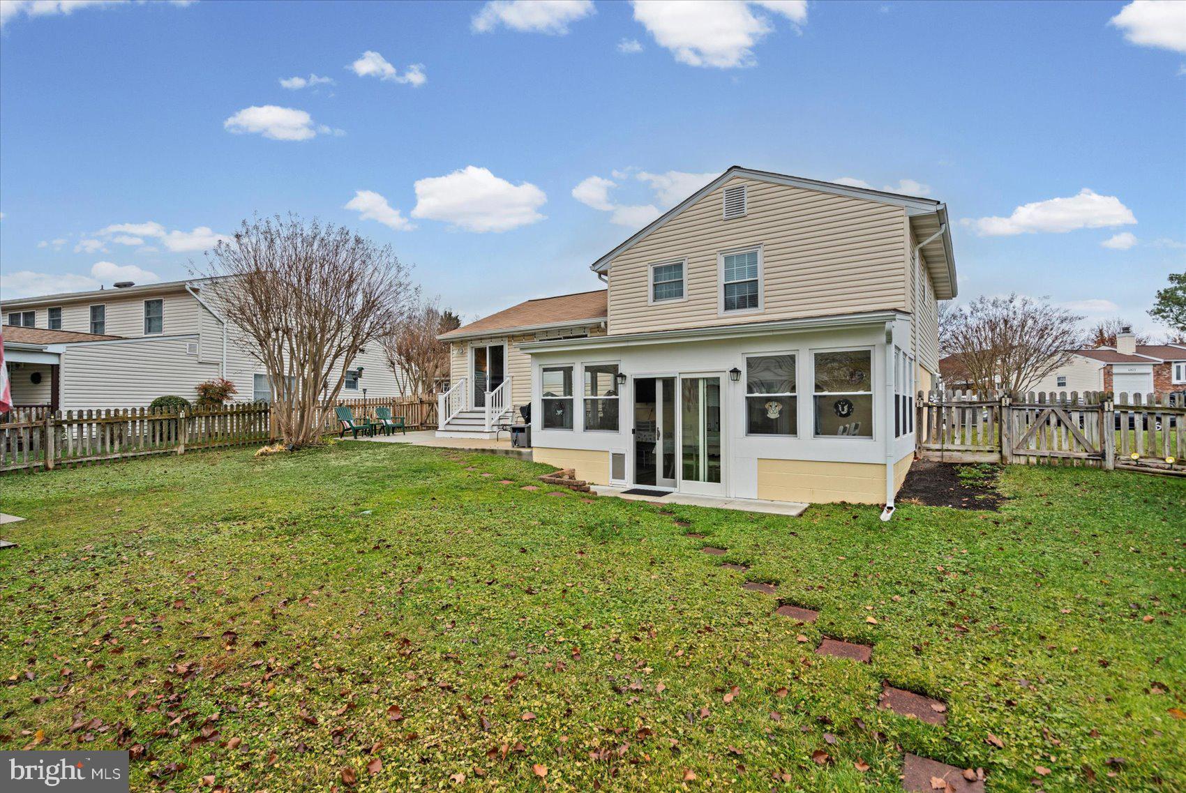 NORTH GATE HALL - Residential