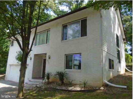 FORT WASHINGTON - Residential