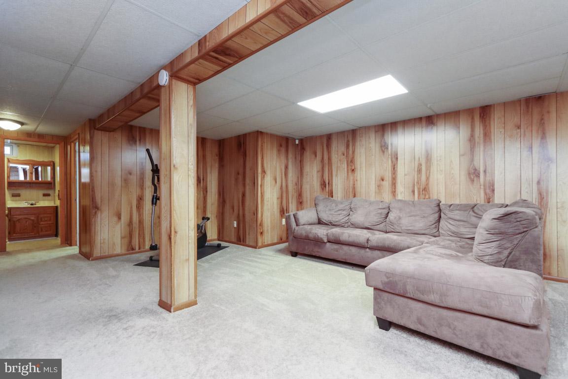 HILLSDALE - Residential