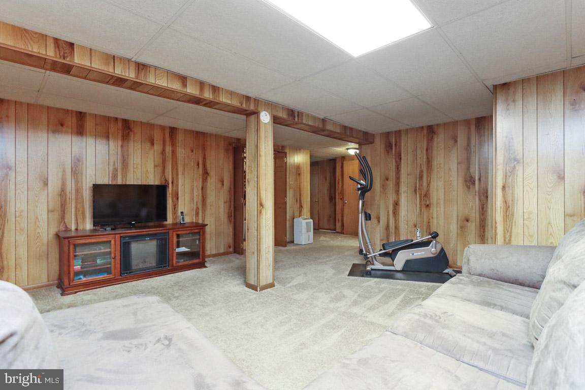 HILLSDALE - Residential