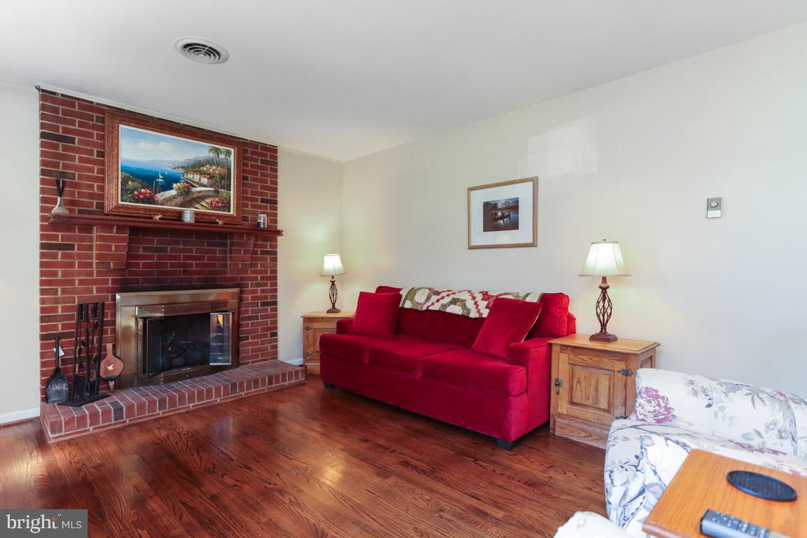 HILLSDALE - Residential