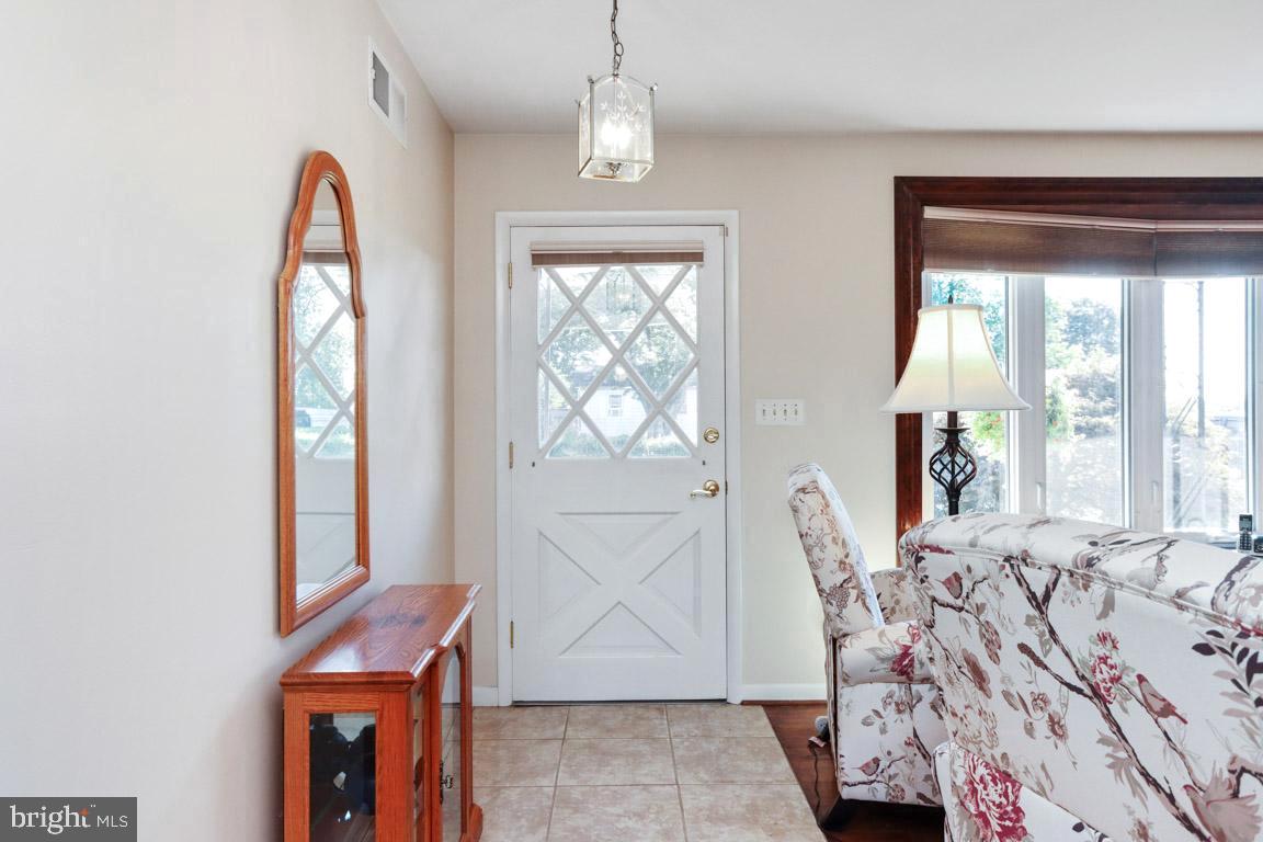 HILLSDALE - Residential